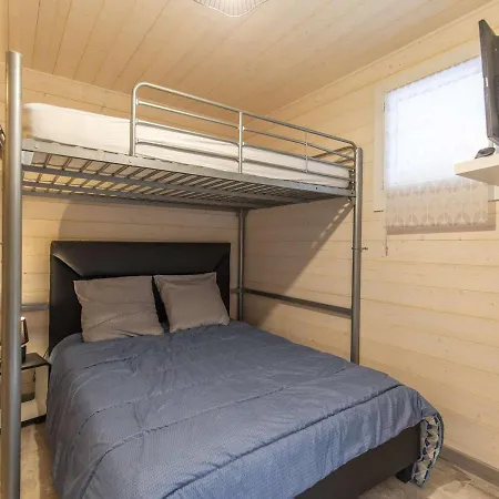 בקתה Mitoyen Avec Terrasse Et Parking A - Fr-1-401-269 קאוטרט