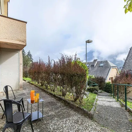 Mitoyen Avec Terrasse Et Parking à - Fr-1-401-269 Chalet Cauterets