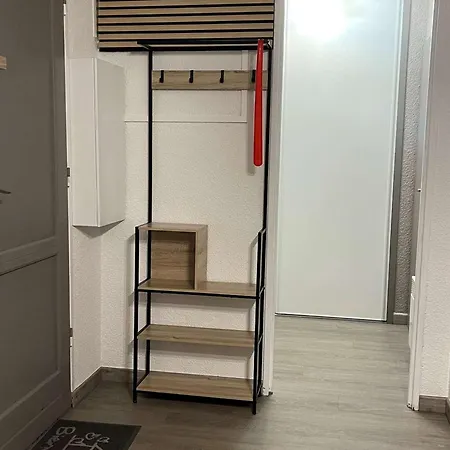 Mitoyen Avec Terrasse Et Parking A - Fr-1-401-269 * Cauterets