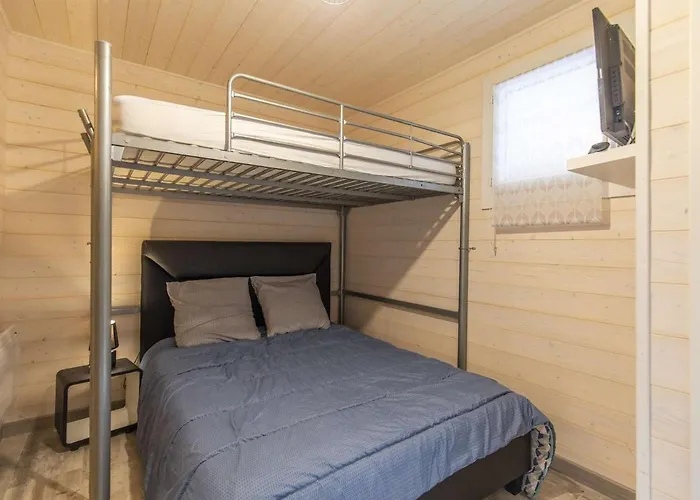 Chalet Mitoyen Avec Terrasse Et Parking A - Fr-1-401-269 Cauterets