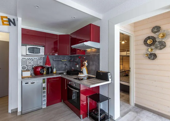 Mitoyen Avec Terrasse Et Parking A - Fr-1-401-269